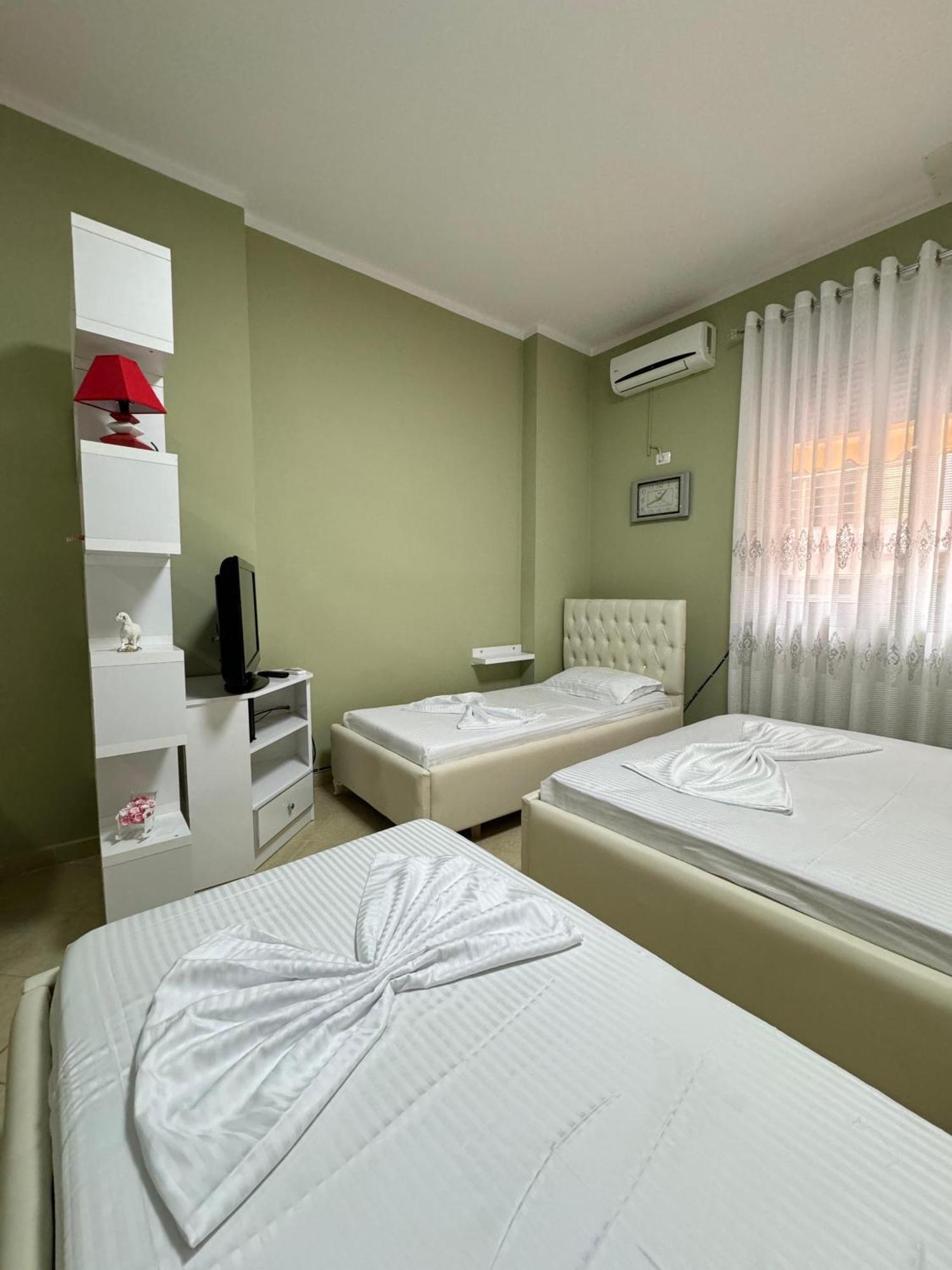 Solei Apartments Sarande Exterior photo
