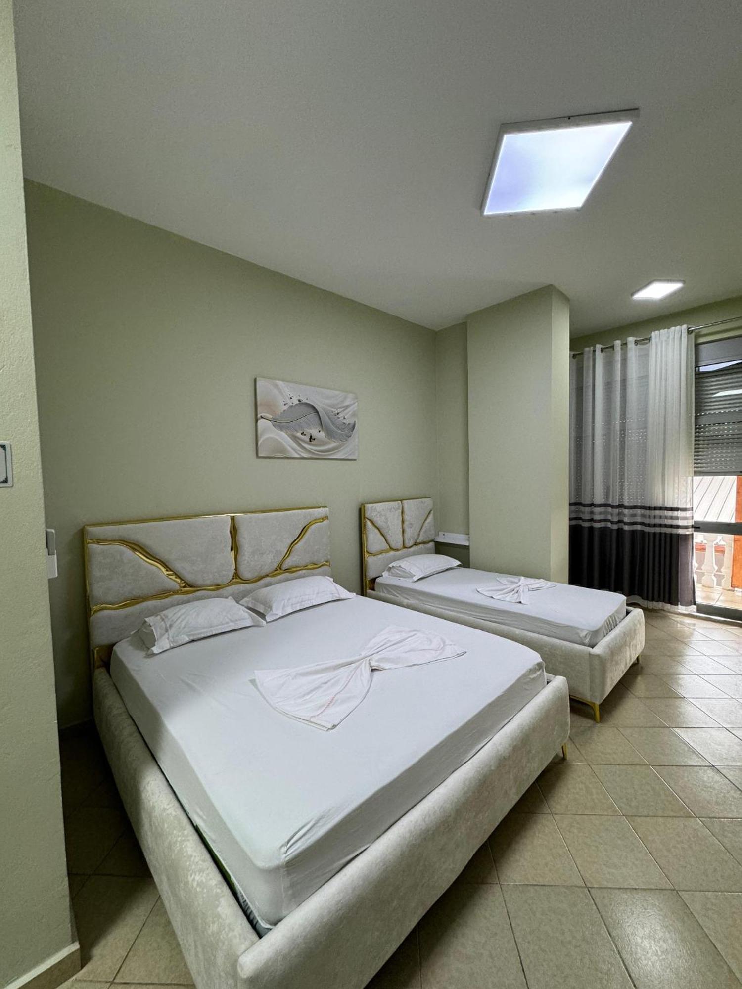 Solei Apartments Sarande Exterior photo