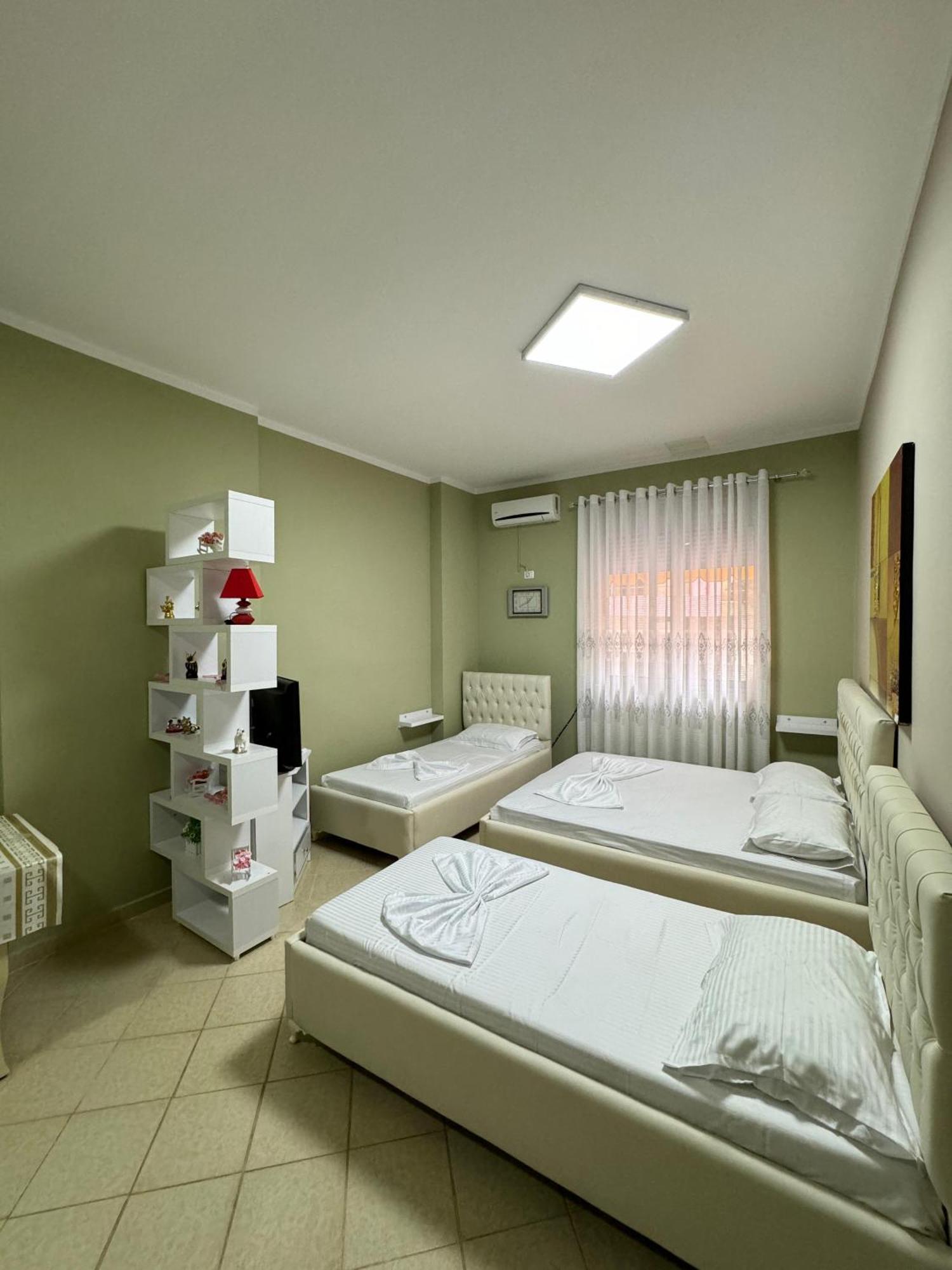 Solei Apartments Sarande Exterior photo